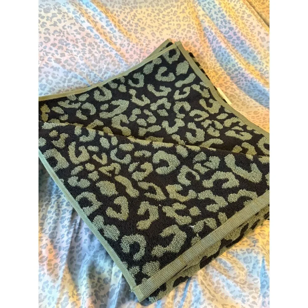 Tahari Home 10-Piece Leopard Print Towel Set reversable Green 100% Cotton New